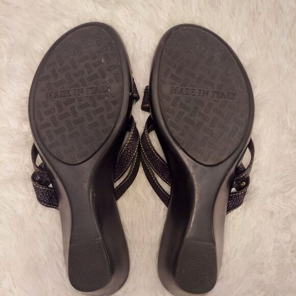 Womens Strappy Sandals Size 9 Made in Italy Black Leather Slip On 1.5" Wedge - Picture 7 of 12